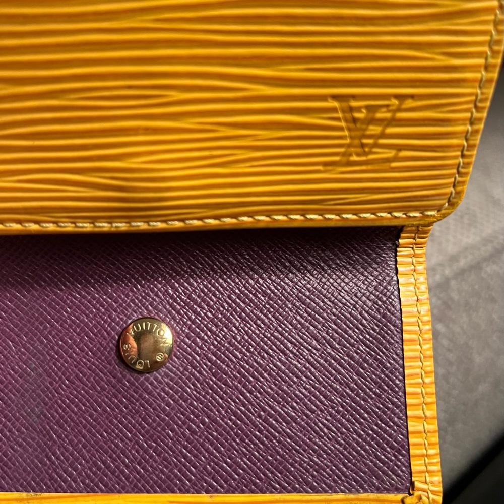 Louis Vuitton Yellow and Purple Epi Leather Key Holder